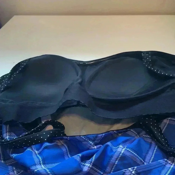 Host Pick. Cactus tankini top w ruching and boning  & adjustable straps. - Picture 4 of 9